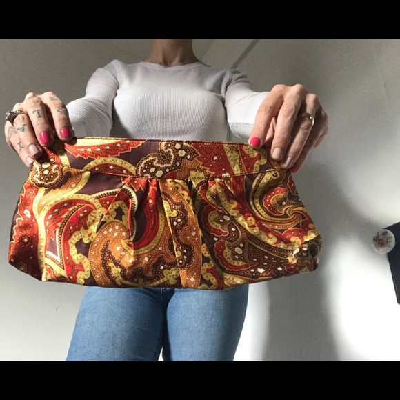 Vintage Handbags - AMIC Accessories Paisley Silk Clutch Y2K